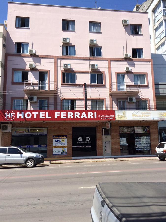 Hotel Ferrari Rio do Sul Eksteriør billede